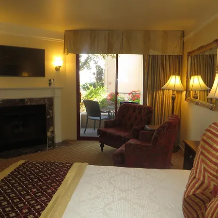 Victorian Inn-2