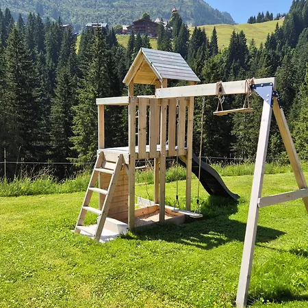 Das alpine Lifestyle Berghotel Madlener-2