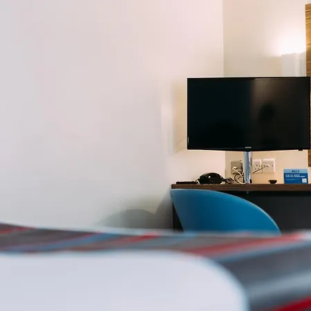 Travelodge Belfast-2