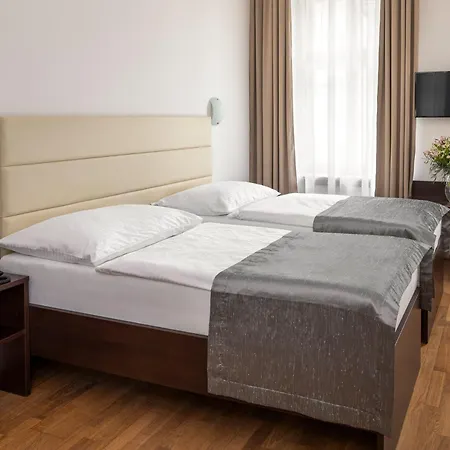 Hotel Unique-2