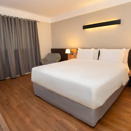 Delmond Hotel-2