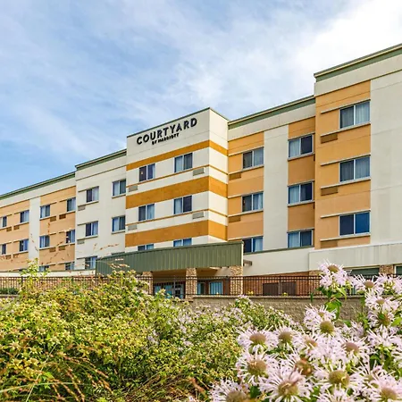 Courtyard By Marriott St. Louis St. Peters-3