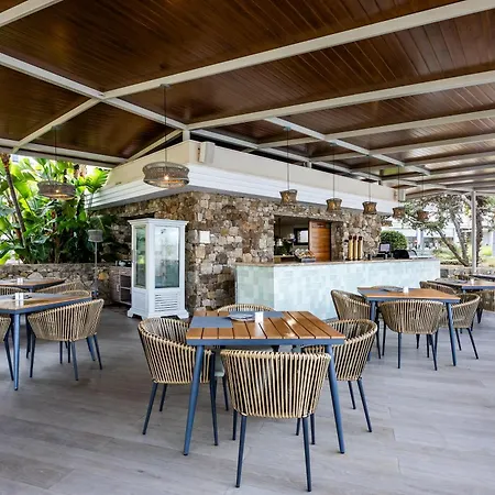 Hipotels Barrosa Palace & Spa-3