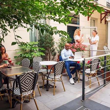 Ibis Styles Paris Batignolles-3