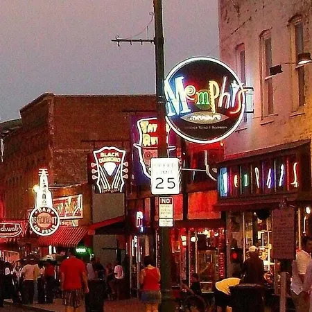 Memphis Riverline Hotel-2