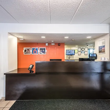 Motel 6-Birmingham, Al-2