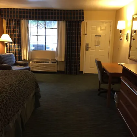 Days Inn By Wyndham New Braunfels-3