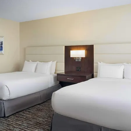 Doubletree By Hilton Greensboro-3