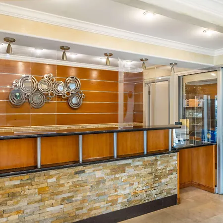 Best Western Plus Orange County Airport North-3