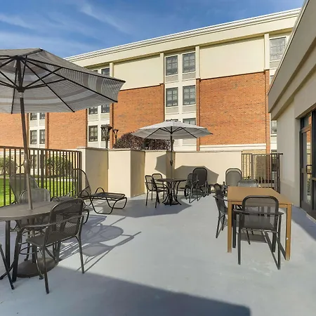 Drury Inn & Suites St Joseph-3