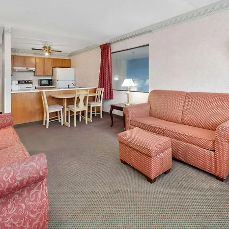 Days Inn & Suites By Wyndham Bentonville-3