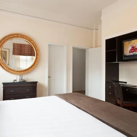 Executive Hotel Vintage Court-2