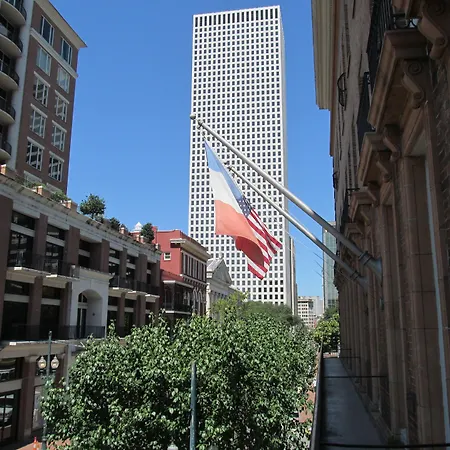 The Lafayette New Orleans By Kasa Living-2
