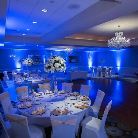 Radisson Hotel Freehold-2
