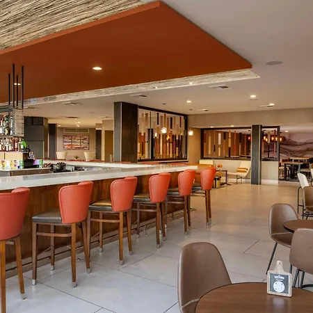 Doubletree By Hilton San Bernardino-3
