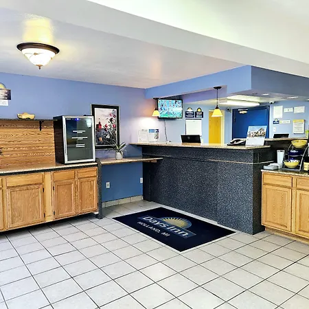 Days Inn By Wyndham Holland-3