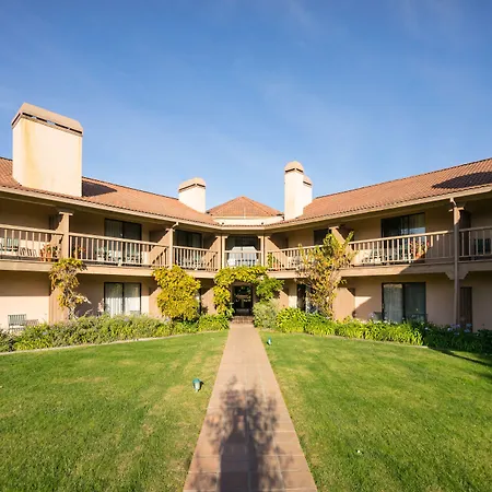 Half Moon Bay Lodge-2