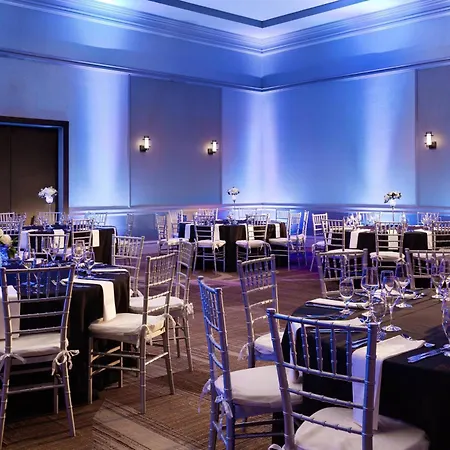 Marriott Savannah Riverfront-3