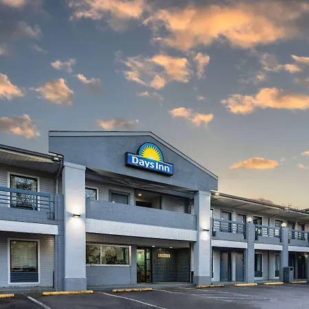 Days Inn By Wyndham Raleigh Glenwood-Crabtree-2