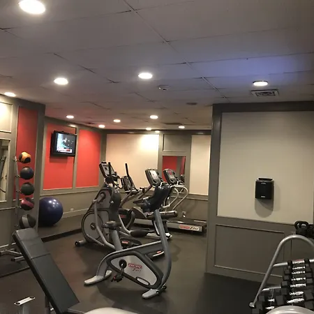 Ramada Plaza By Wyndham Calgary Downtown-3