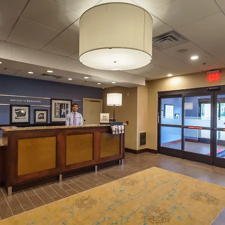 Hampton Inn & Suites Philadelphia/Bensalem-3