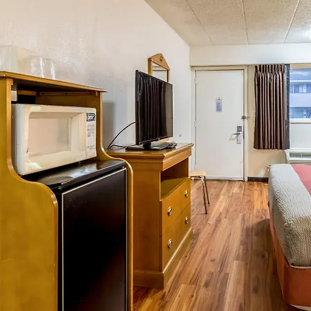 Motel 6-Grove City, Oh-3