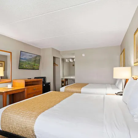 Travelodge By Wyndham Pueblo-3