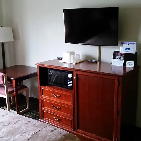 Rodeway Inn Cedar Rapids Westdale-3