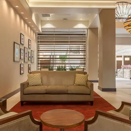 Embassy Suites Baton Rouge-3