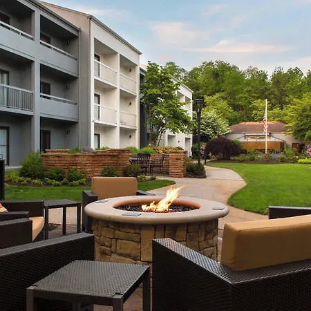 Courtyard By Marriott Lincroft Red Bank-2