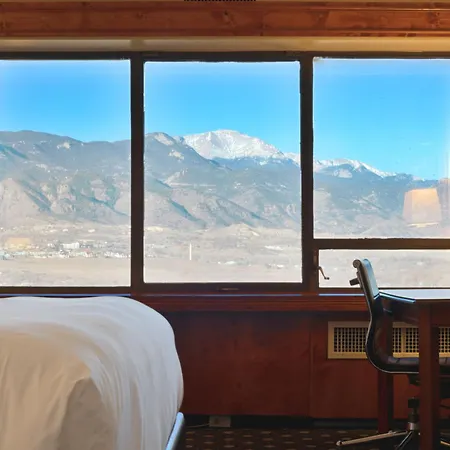 The Antlers, A Wyndham Hotel-2