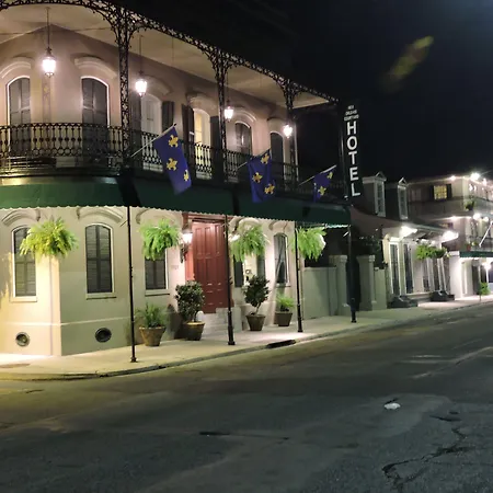 New Orleans Courtyard Hotel By The French Quarter-3