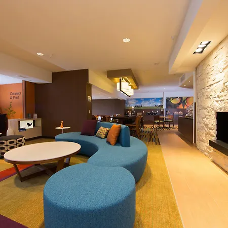 Fairfield Inn & Suites Burlington-3