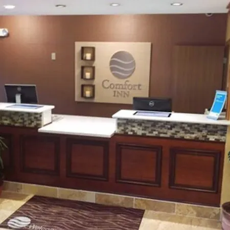 Comfort Inn Huntington Near University-3