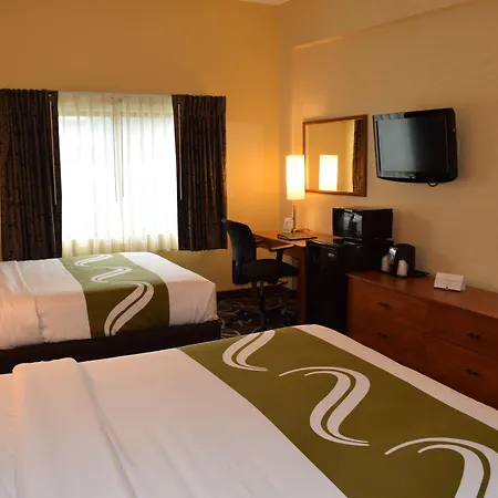 Quality Hotel & Suites At The Falls-3