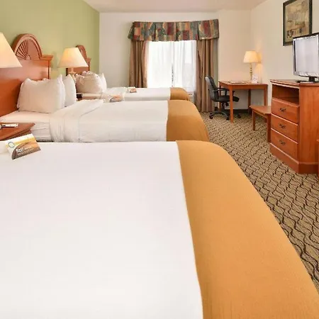 Quality Inn & Suites Jefferson City-2