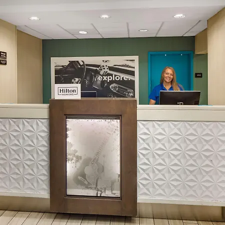 Hampton Inn & Suites Nashville-Airport-2