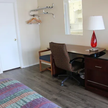 Economy Inn Safford-3