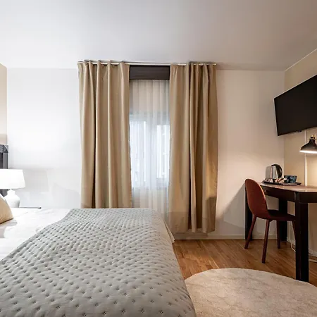 Solna Park & Hotel-2