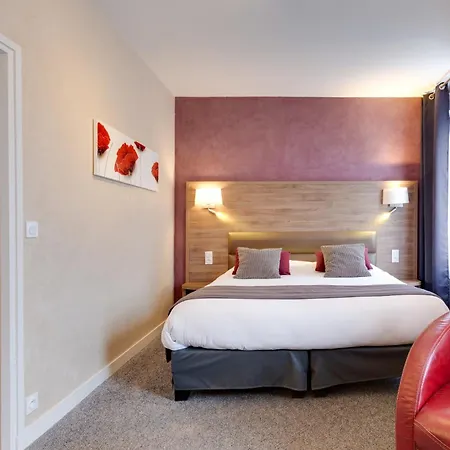 Brit Hotel le Cygne-2
