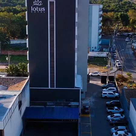 Lotus Hotel - à 6 km do Santuário de Aparecida-SP-3