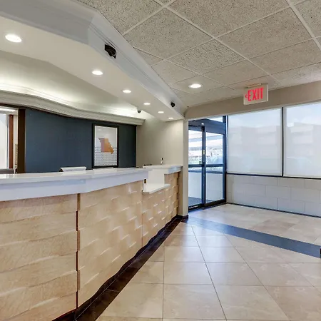 Drury Inn & Suites St. Louis St. Peters-2