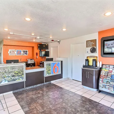Motel 6-Oakland, Ca - Embarcadero-2