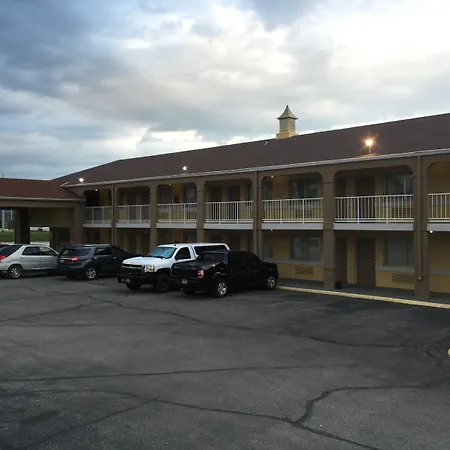 Red Lion Inn & Suites Junction City-3