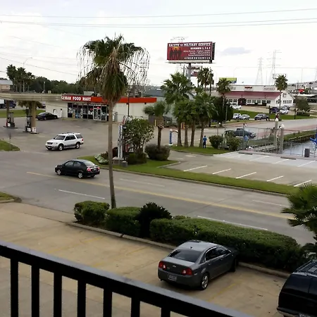 Scottish Inn & Suites - Kemah Boardwalk-3
