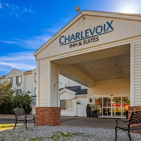 Charlevoix Inn & Suites Surestay Collection By Best Western-2