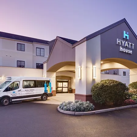 Hyatt House Boston Waltham-3