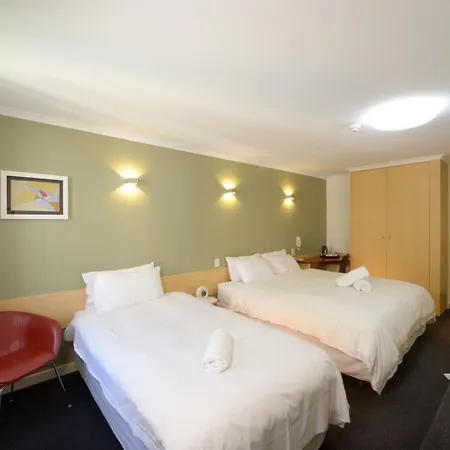 Sullivans Hotel-2