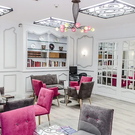 Kyriad Hotel Tours Centre-3