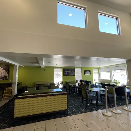 Wingate By Wyndham Cedar City-2